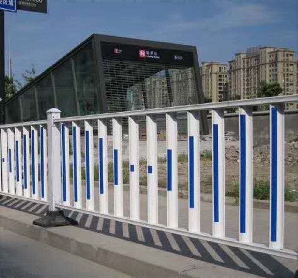 道路护栏为什么要日常养护